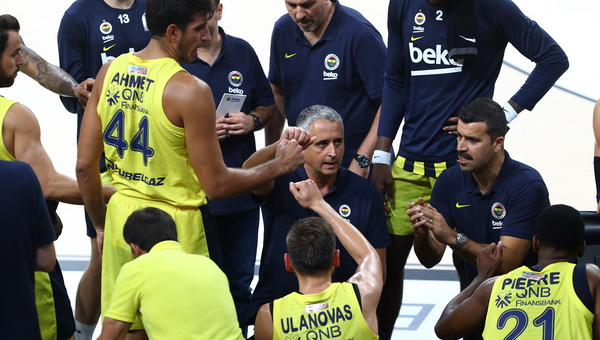 „Fenerbahče“ su E. Ulanovu Eurolygoje iškovojo dešimtą pergalę iš eilės