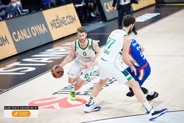 Jokių šansų: „Žalgiris“ sutriuškintas Stambule