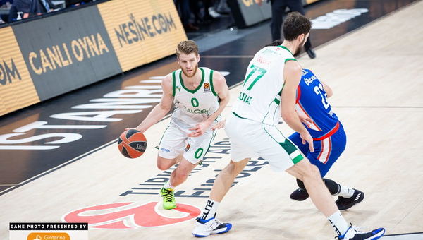 Jokių šansų: „Žalgiris“ sutriuškintas Stambule