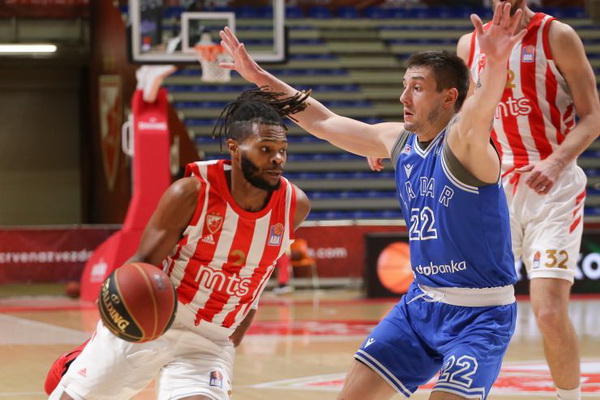 Be A. Švedo žaidę „Chimki“ neatsileikė prieš „Crvena Zvezda“ tritaškių lietų