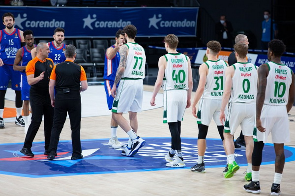 Kuris žalgirietis rungtynėse prieš „Anadolu Efes“ buvo geriausias ir blankiausias? (Įvertinkite)