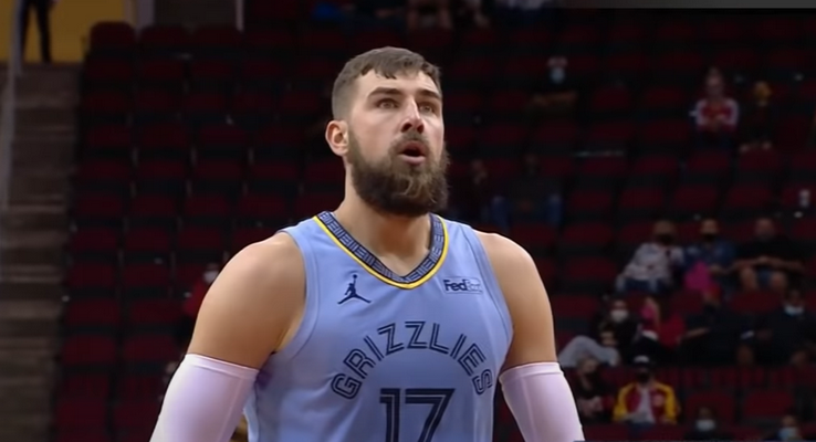 J. Valančiūnas svariai prisidėjo prie „Grizzlies“ pergalės prieš „76ers“