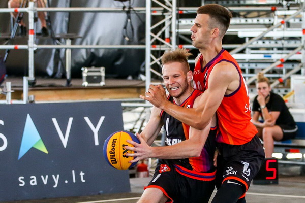 Lietuvos 3×3 krepšinio čempionato finale – dramatiškas „Vyčio-Gulbelės“ triumfas