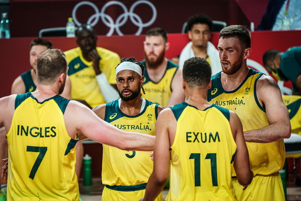 Australija įveikė Nigerijos krepšininkus (Taip pat laimėjo Čekija ir Italija)