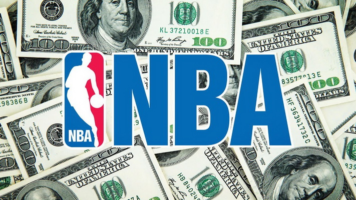 Paskelbtas daugiausia 2021-2022 metų sezone uždirbsiančių NBA krepšininkų dešimtukas