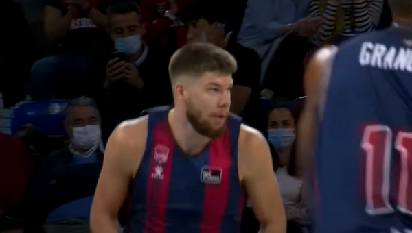 „Baskonia“ nepasipriešino „Maccabi“ ekipai