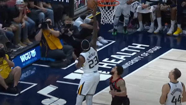 Tobula „Jazz“ ataka - gražiausias NBA nakties momentas (VIDEO)
