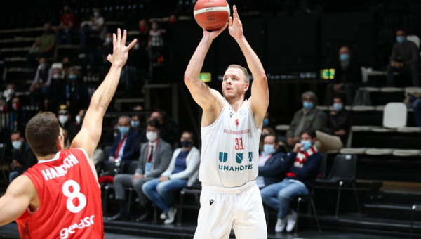 O. Olisevičius itin netaikliai atakavo krepšį, jo ekipa dramatiškai laimėjo FIBA Europos taurėje