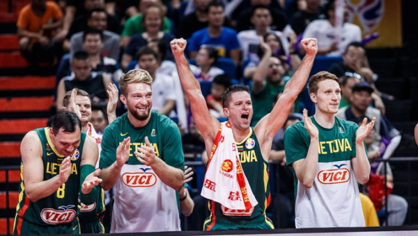 Apklausa: kuris praėjusio dešimtmečio įvykis Lietuvos krepšinyje buvo įsimintiniausias?