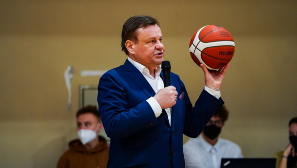 Mažeikius aplankė Lietuvos krepšinio šimtmečio minėjimas