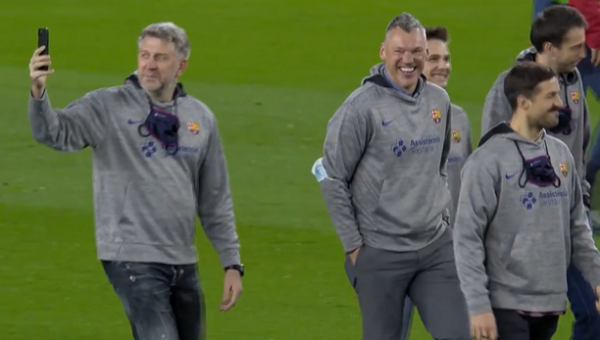 Ispanijos Karaliaus taurės čempionai „Barcelona“ pagerbti „Camp Nou“ stadione (VIDEO)
