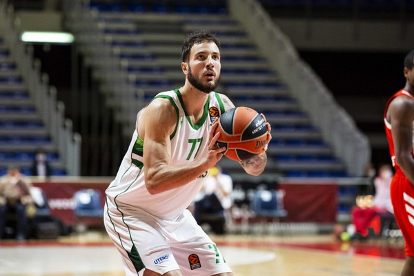 Prieš „Anadolu Efes“ žalgiriečiai kovos be J. Lauvergne'o