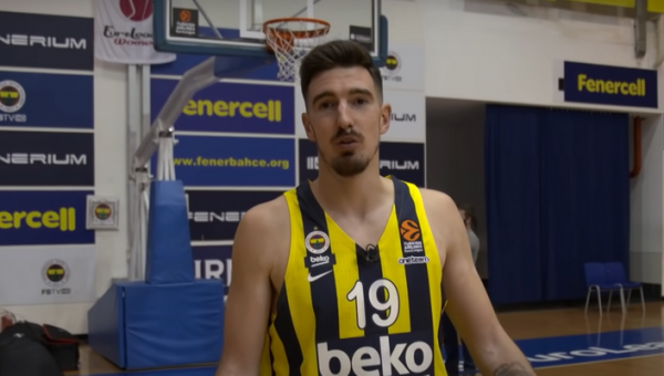 ASVEL akiratyje atsidūrė N. De Colo