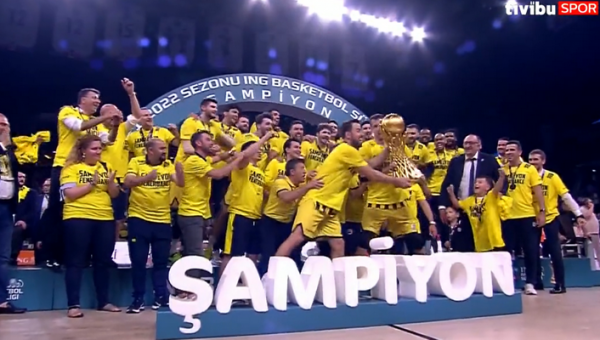 Eurolygos čempionai neapgynė titulo Turkijoje – triumfavo „Fenerbahče“