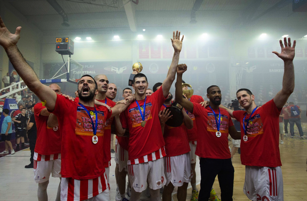 „Crvena Zvezda“ ir vėl tapo Serbijos čempionais
