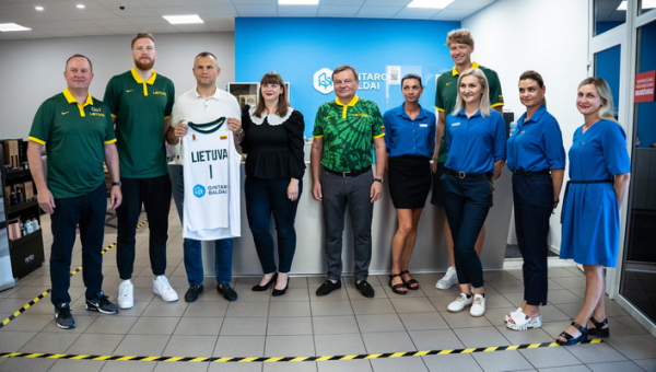 Baldų prekybos profesionalai tapo Lietuvos krepšinio federacijos rėmėjais