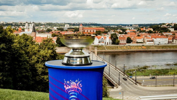 Europos čempionato trofėjus aplankė žymiausias Kauno vietas (FOTO)