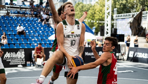 R. Jocys paskutinę sekundę padovanojo Lietuvos jaunių 3×3 rinktinei pasaulio čempionato bronzą