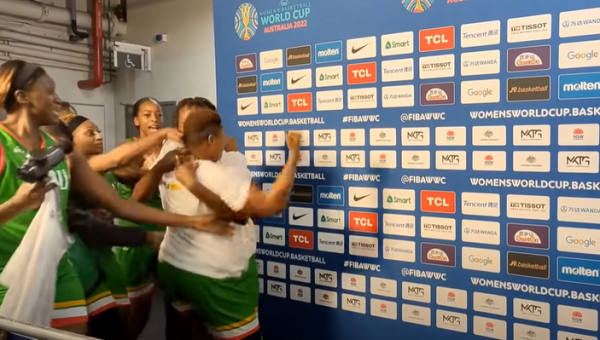 Pasaulio čempionate Malio rinktinės žaidėjos susimušė tarpusavyje (VIDEO)