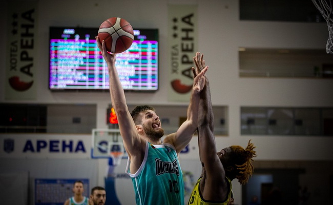 „Wolves“ nugalėjo „Aris“ ir tęsia kovą dėl vietos FIBA Europos taurėje