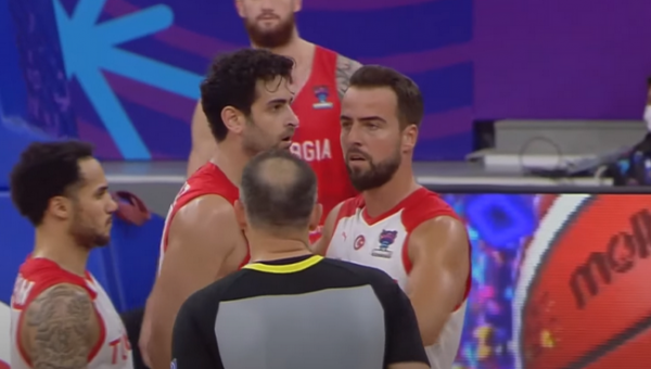 FIBA skyrė baudas Turkijos ir Sakartvelo žaidėjams už konfliktą Europos čempionate