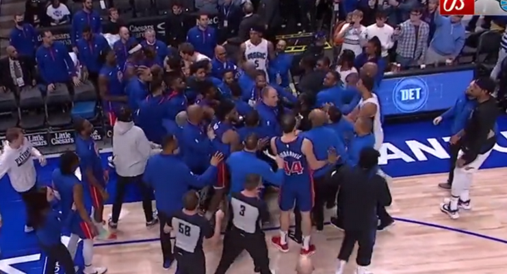 Po muštynių Detroite suspenduota 11 krepšininkų (VIDEO)