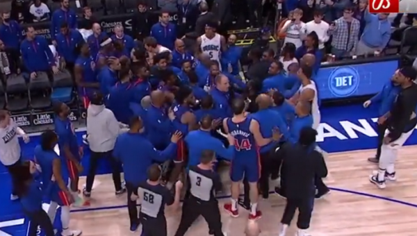 Po muštynių Detroite suspenduota 11 krepšininkų (VIDEO)