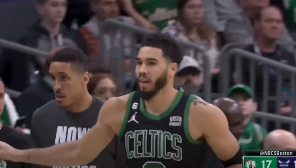 J. Tatumas žaidė įspūdingai ir vedė „Celtics“ į pergalę (VIDEO)
