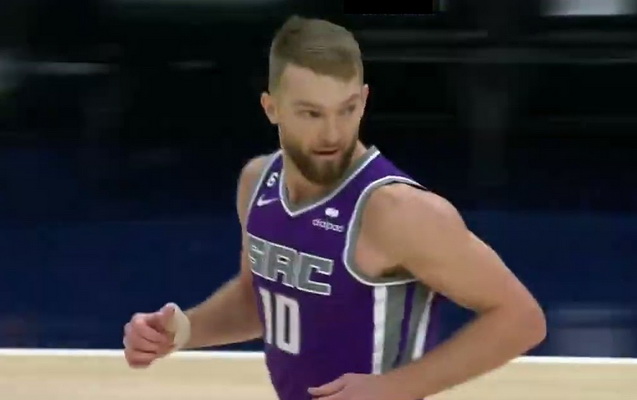 D. Sabonis svariai prisidėjo prie „Kings“ pergalės prieš „Rockets“ (VIDEO)