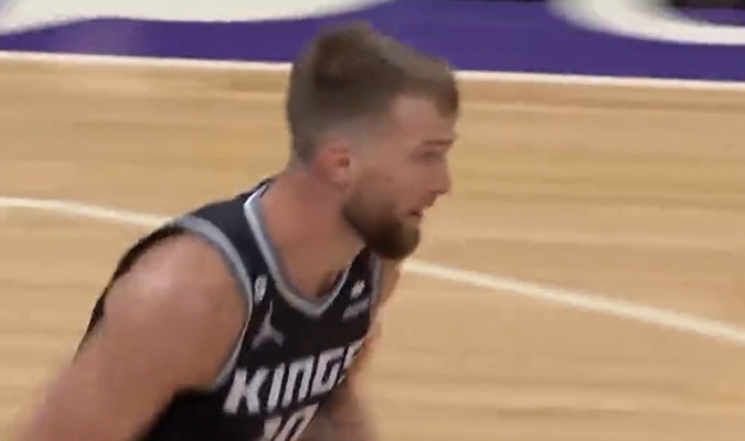 D. Sabonis išplėšė pratęsimą, o „Kings“ palaužė „Mavericks“ (VIDEO)