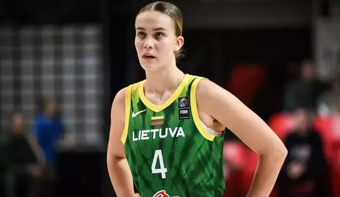 Geriausia Lietuvos krepšininkė J. Jocytė tvirtai žengia svajonės link