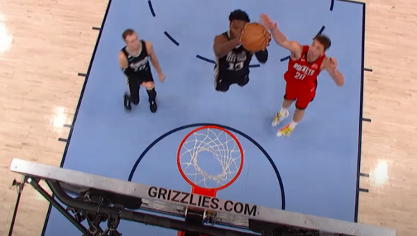 Gražiausias NBA nakties epizodas - efektinga „Grizzlies“ žaidėjų ataka (VIDEO)