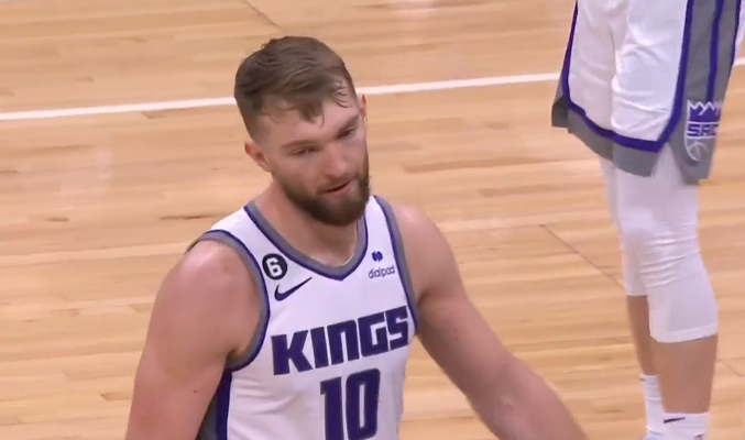 D. Sabonis žaidė galingai, bet „Kings“ krito po pratęsimo (VIDEO)