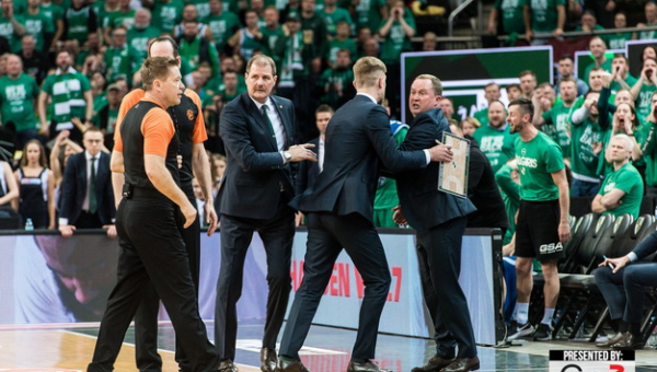 „Žalgiris“ krito namuose prieš Š. Jasikevičiaus auklėtinius ir baigė kovas Eurolygoje