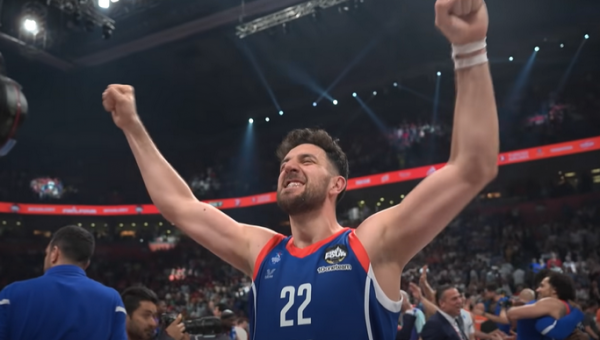 „Anadolu Efes“ vadovas patvirtino, kad V. Micičius nori išvykti į NBA