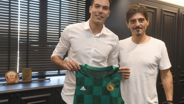 Netikėta: K. Sloukas oficialiai papildė „Panathinaikos“