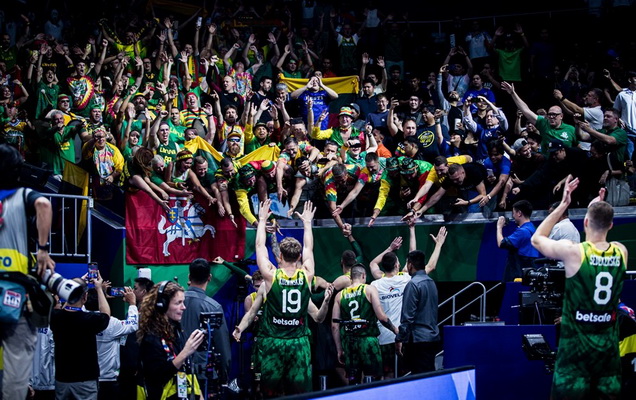 Rinktinės fanai: „Lietuva parodė, kad turi kiaušinius ir nebijo kautis“