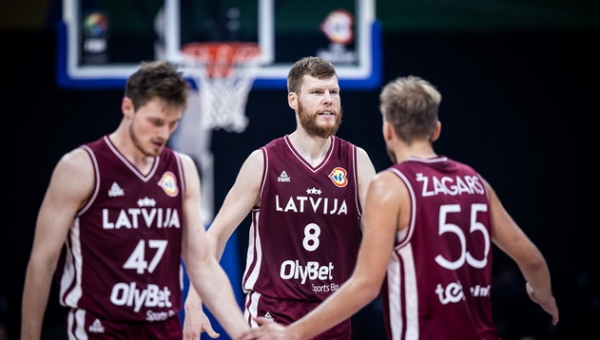 Latviai įveikė italus ir pasaulio čempionate sieks 5 vietos