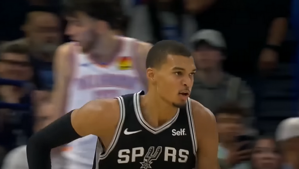 V. Wembanyama žaidė galingai, bet „Spurs“ nusileido „Thunder“ krepšininkams (VIDEO)