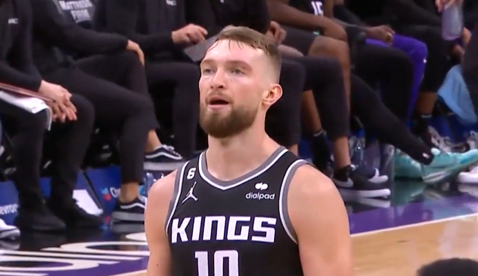 D. Sabonis surinko dvigubą dublį, tačiau „Kings“ krito prieš „Warriors“ (VIDEO)