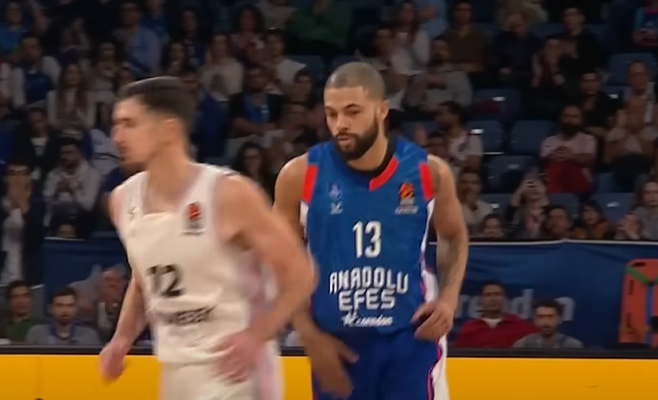 Prieš rungtynes su „Žalgiriu“ – „Anadolu Efes“ pergalė Turkijoje