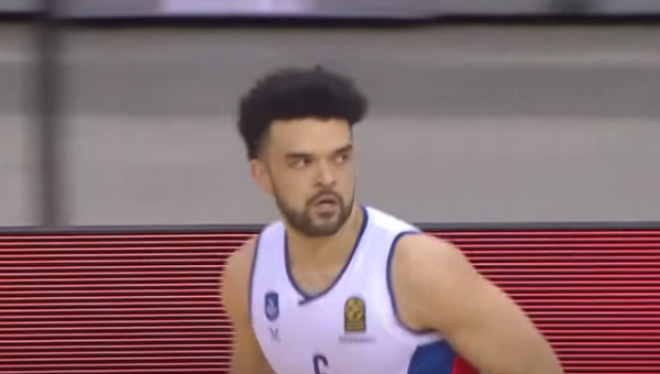 „Anadolu Efes“ prieš „Žalgirį“ turės verstis be E. Bryanto