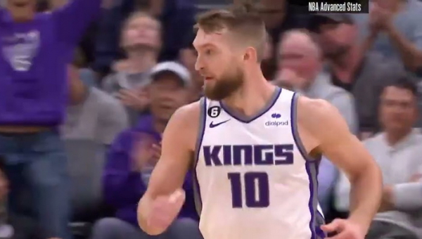 D. Sabonis buvo arti trigubo dviženklio, o „Kings“ iškovojo penktą pergalę (VIDEO)