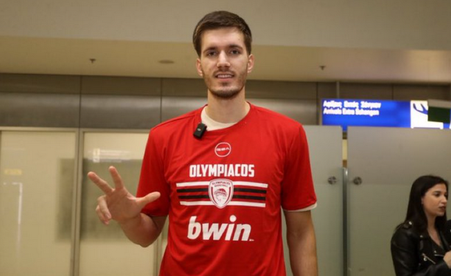 Oficialu: F. Petruševas karjerą tęs „Olympiacos“ komandoje