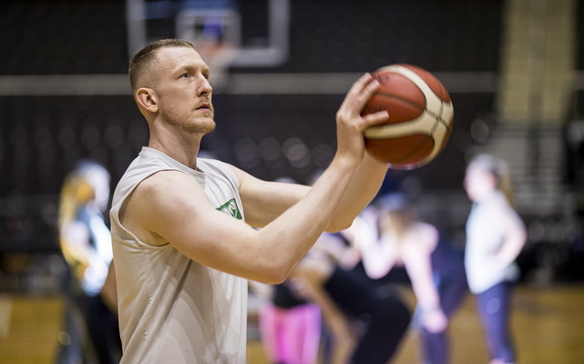 Pinigų, kurių negalėjo atsisakyti: „Anadolu Efes“ gretose R. Šmitas uždirbs kosminį atlyginimą