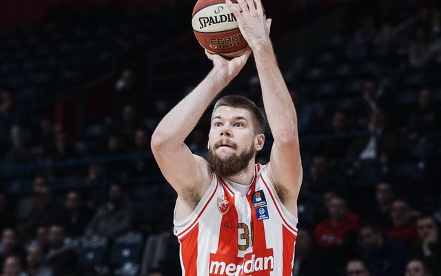 Oficialu: R. Giedraitis pratęsė sutartį su „Crvena Zvezda“