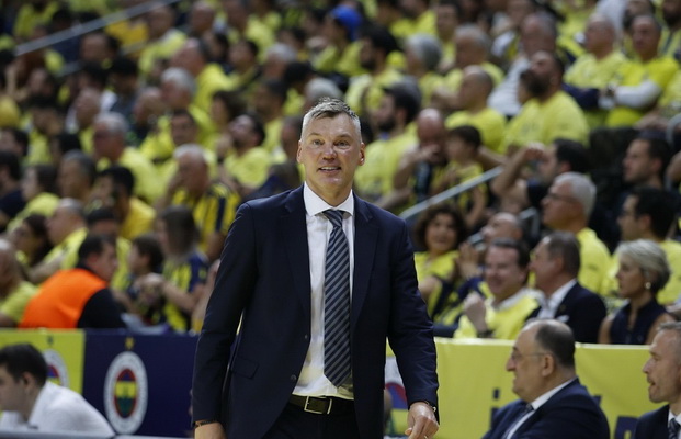 Š. Jasikevičius - per žingsnį nuo titulo: „Fenerbahče“ sutriuškino „Anadolu Efes“