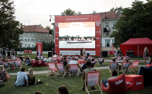 Fanų zona Klaipėdoje kviečia: išskirtinis gyvas pokalbis su J. Valančiūnu