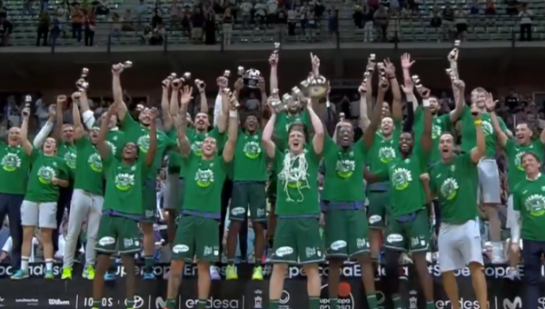 „Unicaja“ įveikė „Real“ ir iškovojo Supertaurės titulą