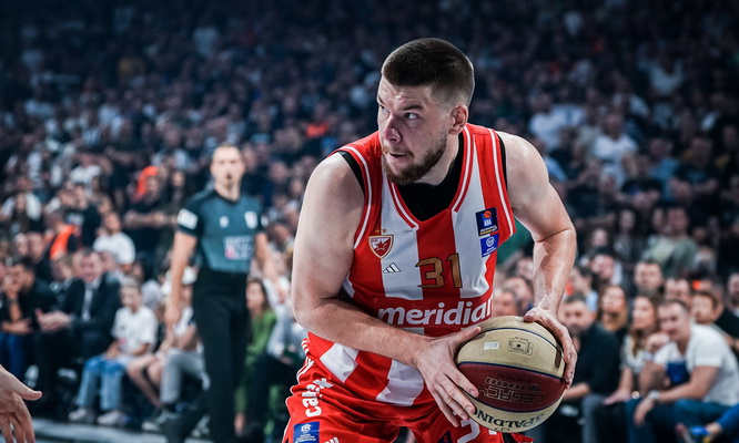 T. Sedekerskis pranoko R. Giedraitį, bet pergalę iškovojo „Crvena Zvezda“